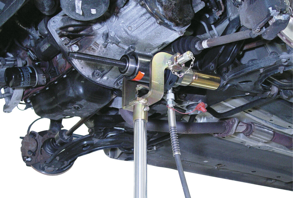 Retaining Device