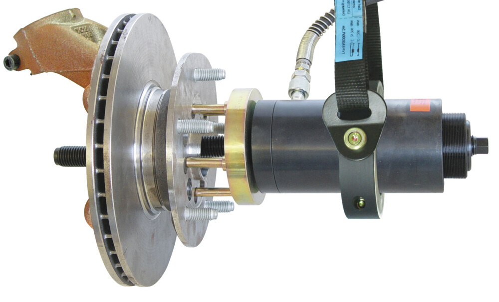 Pull Spindle with Clamping Nut, M24