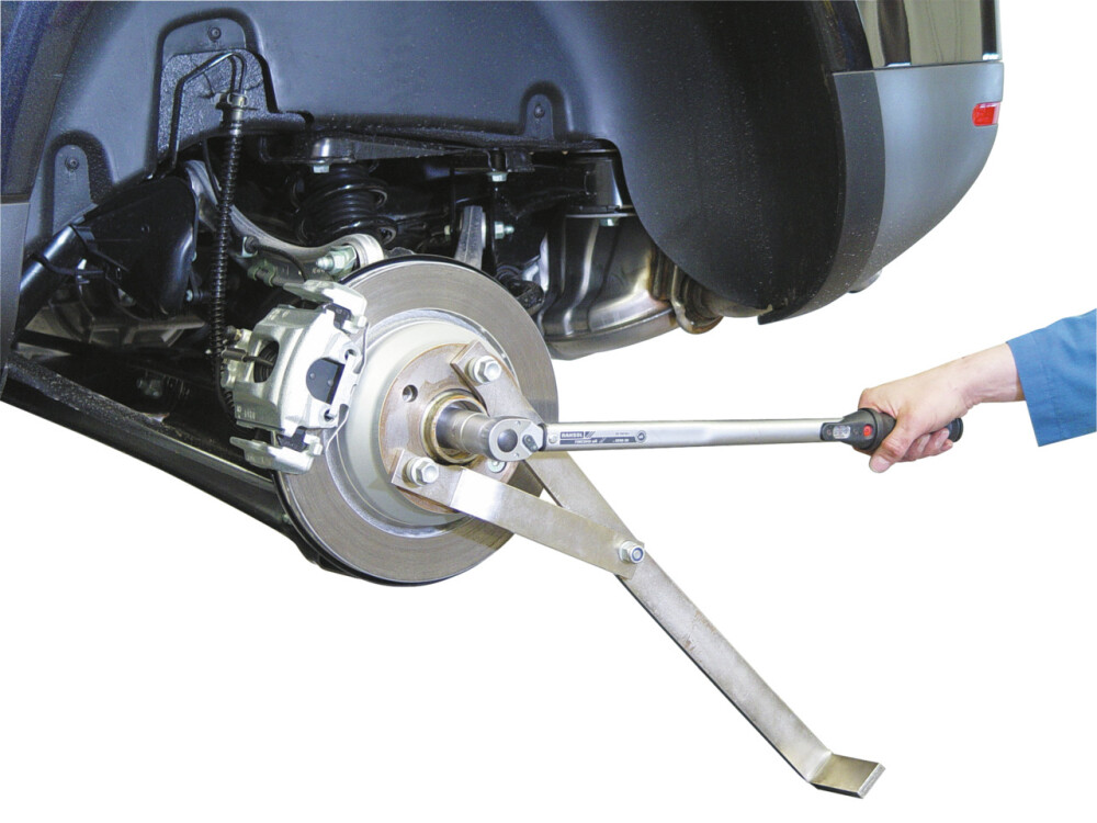 Wheel Hub Locking Tool