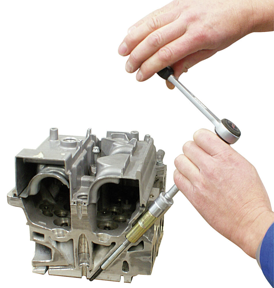 Roller-Type Stud Removal Socket