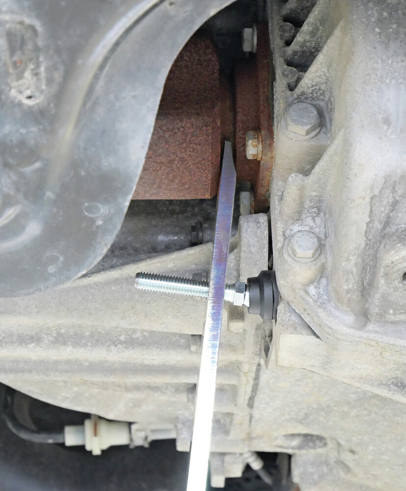 Drive Shafts Disassembly Lever