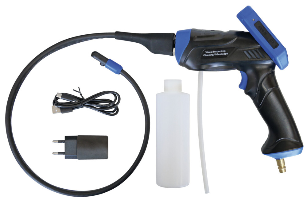 Videoscope with cleaning function